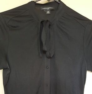 Black button down Top, M